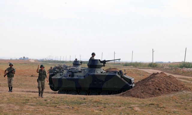 Για τέταρτη ημέρα παιχνίδι με τη φωτιά στα σύνορα Τουρκίας – Συρίας